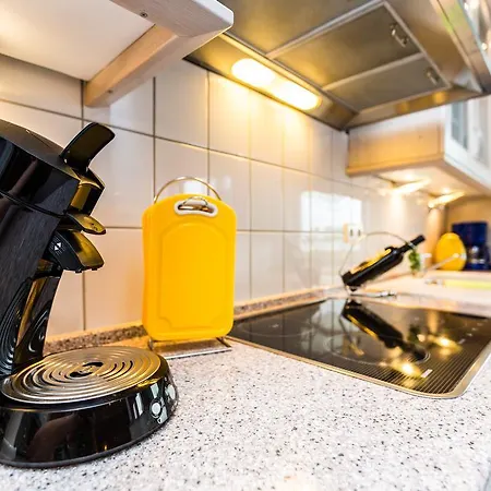 Messenaehe Apartamento Colónia